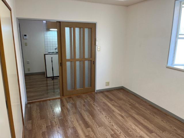 クィーンズコートＢ棟【内装】洋室