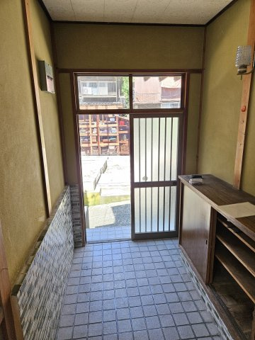 岩美郡岩美町網代中古戸建て【玄関】