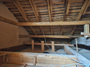 岩美郡岩美町網代中古戸建て【収納】屋根裏部屋