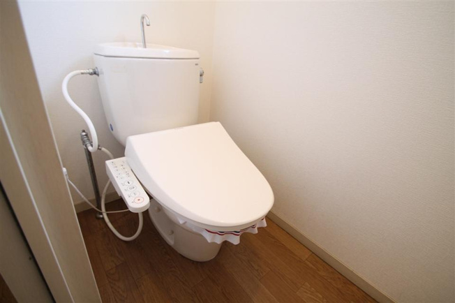 温水洗浄付きです☆