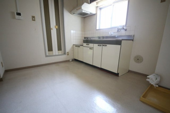 サンハイツ山中【居間・リビング】リビング（2）