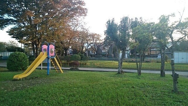 加須市南篠崎のアパート【周辺】鎮守前公園まで550m