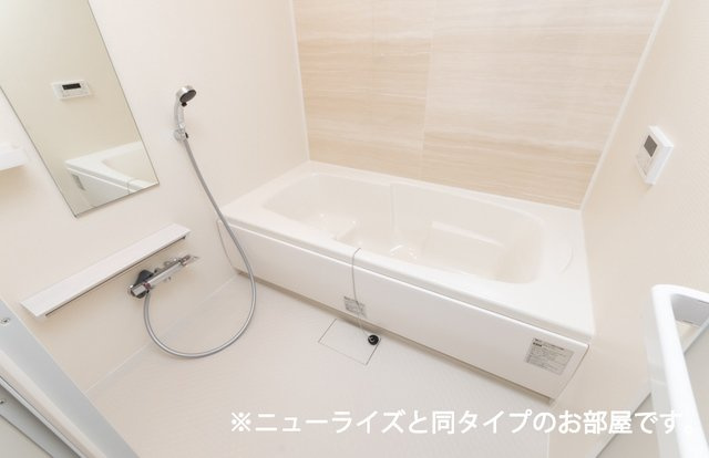 加須市南篠崎のアパート【浴室】