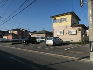 シャトー白川Ⅱ【駐車場】