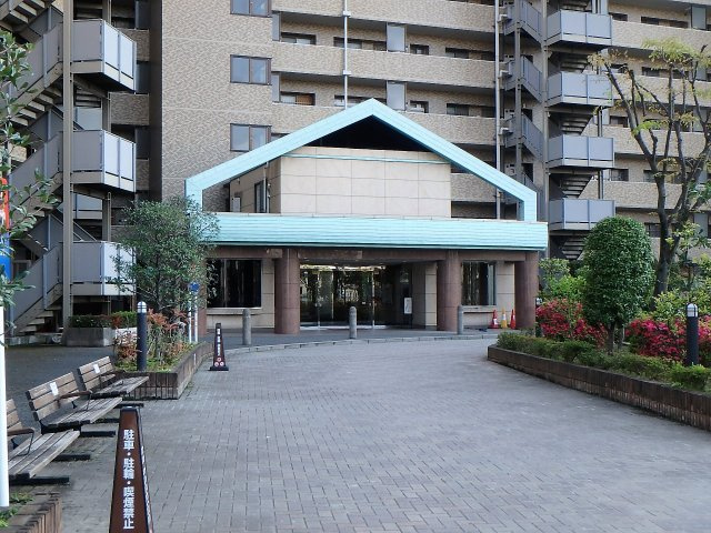 ローヤルシティ川口西【エントランス】