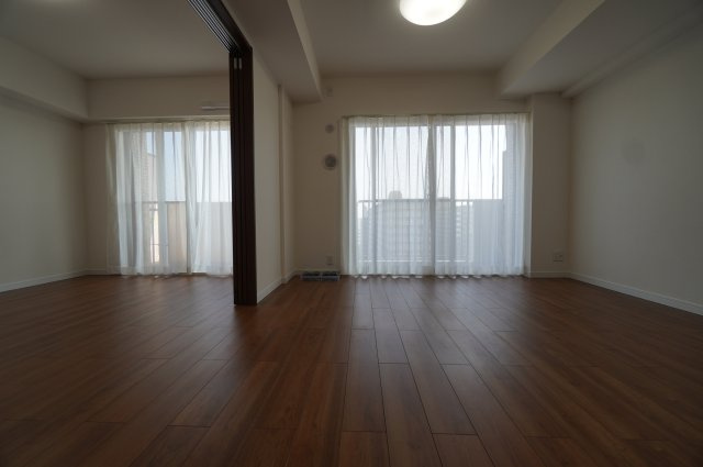 ローヤルシティ川口西【居間・リビング】