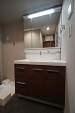 ローヤルシティ川口西【独立洗面台】