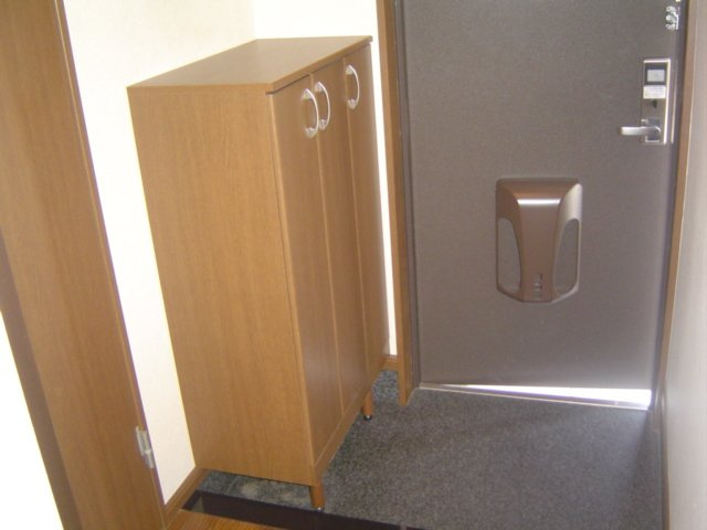 ドラウプニール【玄関】玄関