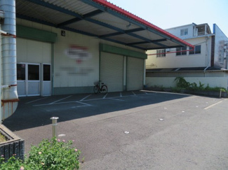 【駐車場】