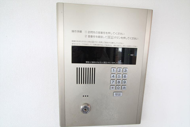 オートロック付き！防犯面に優れています。