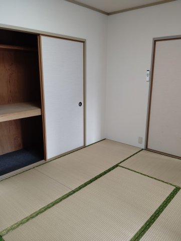 メゾン・ド・フルール【収納】