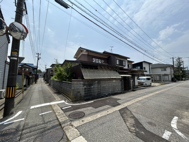 高岡市蓮美町の売地【外観】