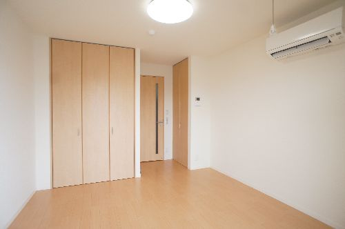 メルシーウィステリア【居間・リビング】