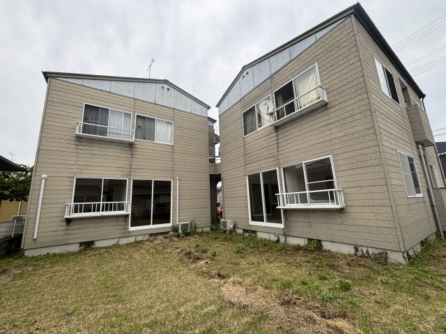 ツインハウス101号室【外観】