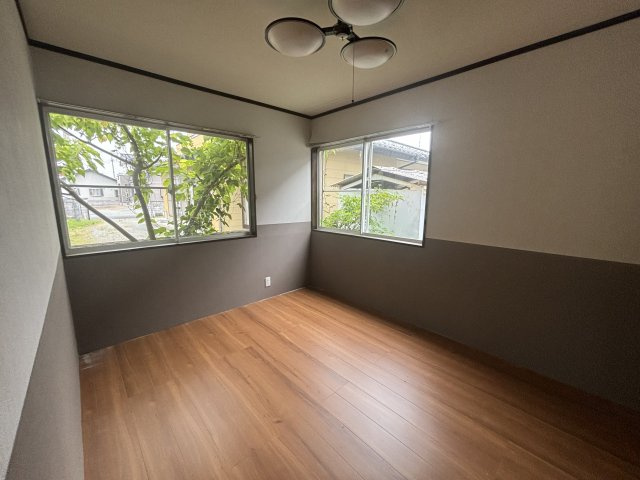 ツインハウス101号室【洋室】