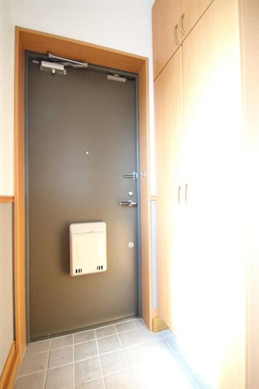 壁一面のシューズボックス