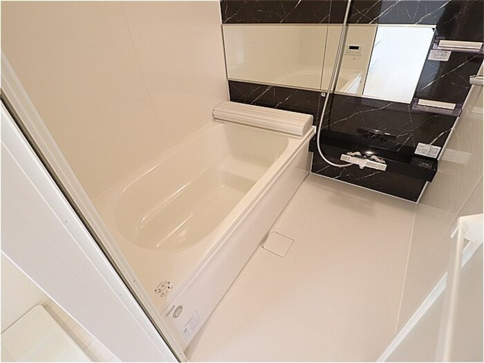 Ｄ－ｒｏｏｍ御茶園【浴室】追い焚き給湯式浴室（浴室換気乾燥機付）