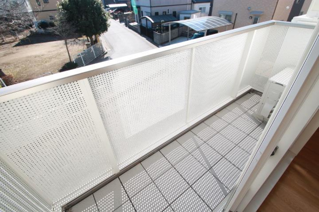 日当たりの良いバルコニー