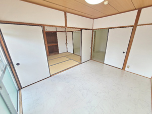 大町アイビーキャッスル【居間・リビング】