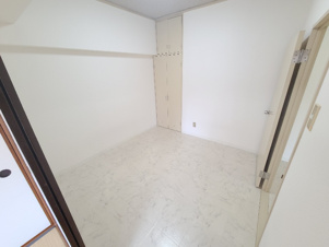 大町アイビーキャッスル【寝室】