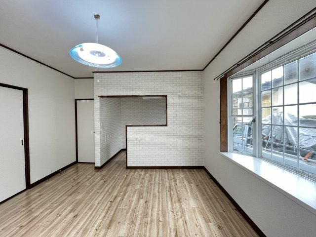盛岡市松園２丁目のアパート【居間・リビング】