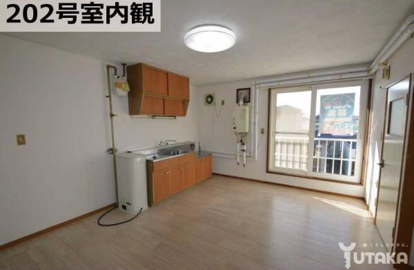 ◎収益物件◎星が浦大通5丁目収益アパート【居間・リビング】