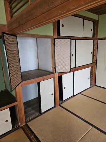 鳥取市本町5丁目中古戸建て【和室】1階和室収納