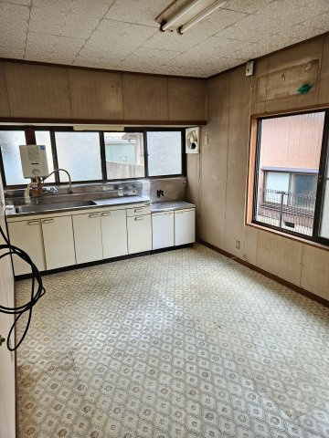 鳥取市本町5丁目中古戸建て【キッチン】