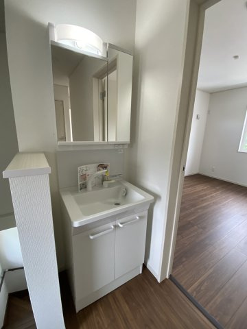 恵那市岩村町の中古一戸建【独立洗面台】2F洗面化粧台