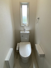 恵那市岩村町の中古一戸建【トイレ】2Fトイレ