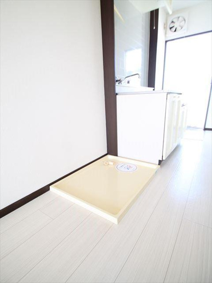 室内に洗濯機置き場あります！