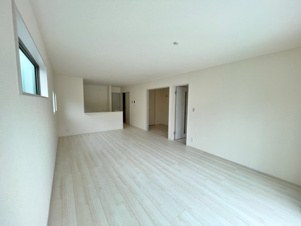 新築戸建　リーブルガーデン千代川町小林植田【居間・リビング】