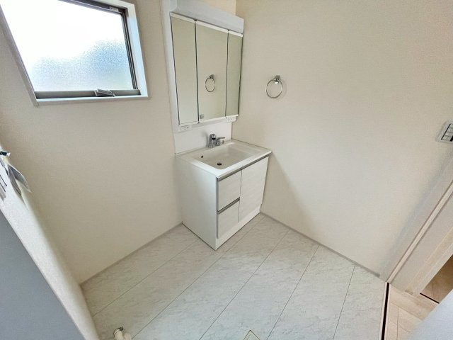 新築戸建　リーブルガーデン千代川町小林植田【洗面所】