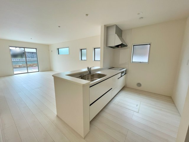 新築戸建　リーブルガーデン千代川町小林植田【居間・リビング】