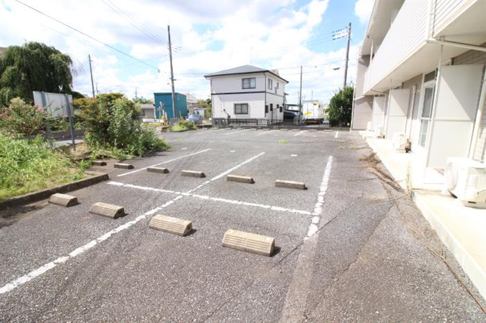 車止めがあり、トラブルも起きにくそうですね！
