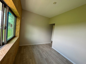 菅原ビル【洋室】