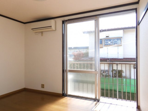 城東スカイハイツ【居間・リビング】