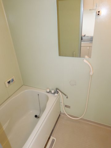 城東スカイハイツ【浴室】