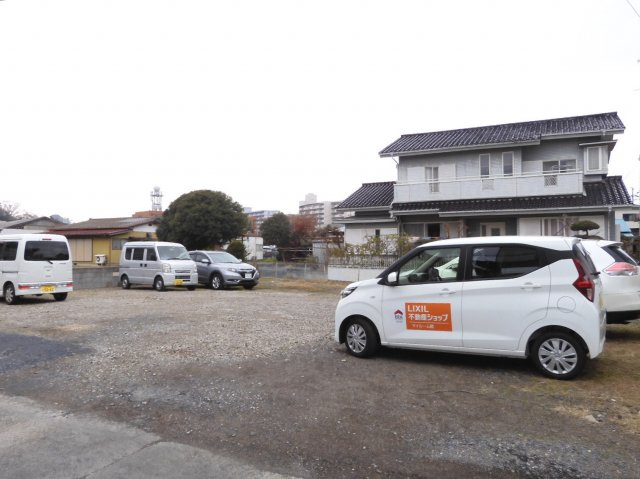 城東スカイハイツ【駐車場】