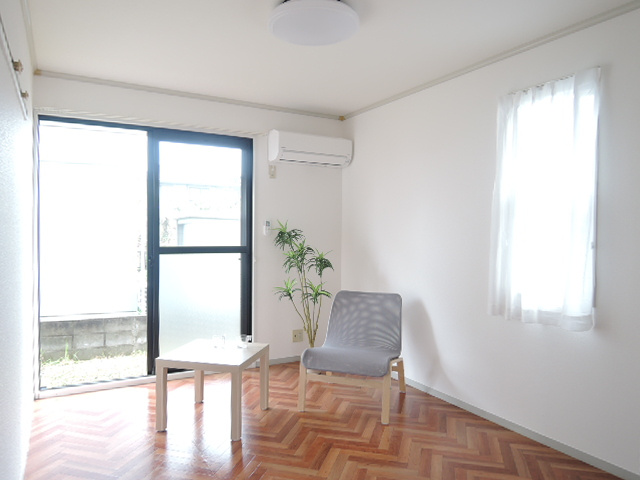 サンヴィレッヂ【居間・リビング】