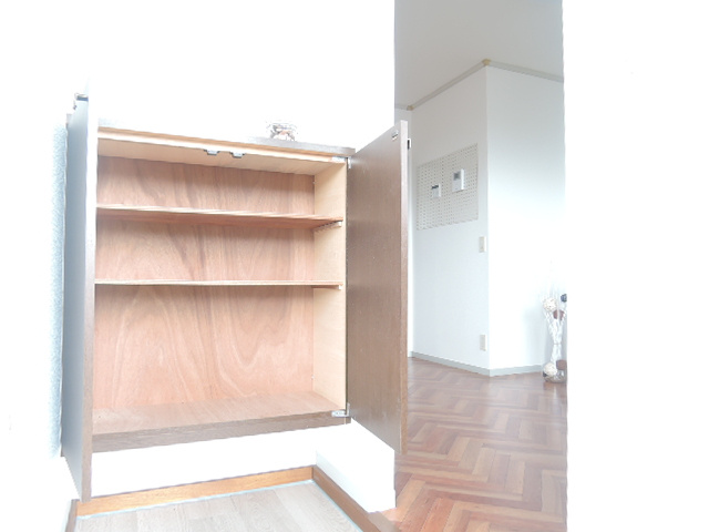 サンヴィレッヂ【洋室】