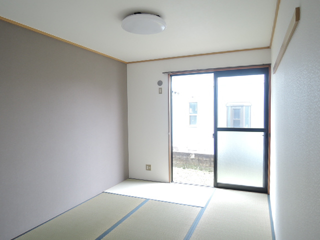 サンヴィレッヂ【和室】