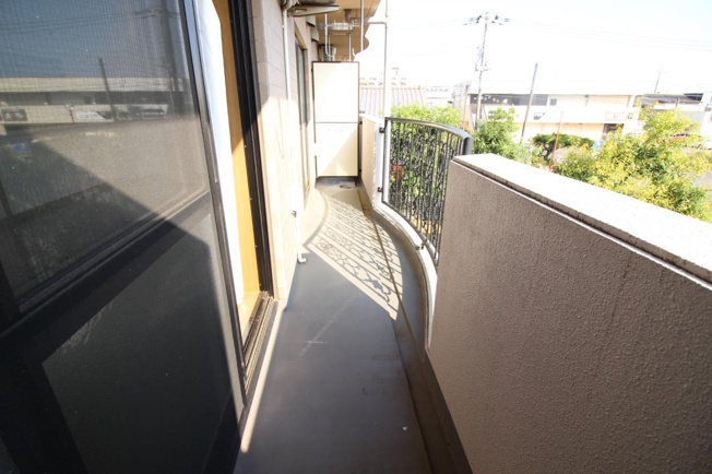 各世帯に広々バルコニー付いてます♪