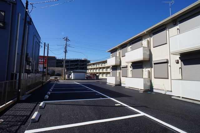 駐車場２台付き！