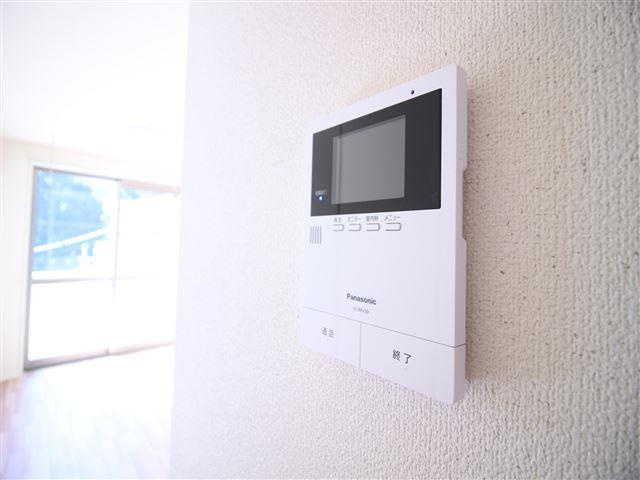 ＴＶインターホン付きで防犯面もバッチリ！