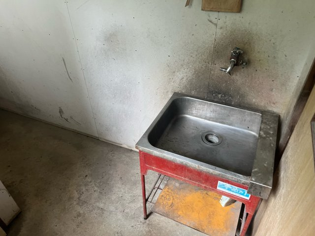 高山市匠ケ丘町の倉庫