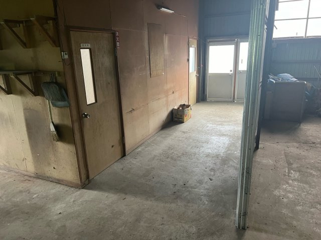 高山市匠ケ丘町の倉庫