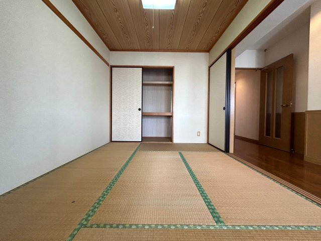 エンゼルハイム泉崎【和室】