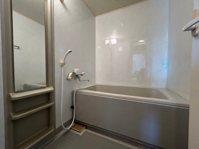 エンゼルハイム泉崎【浴室】