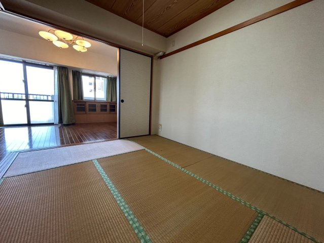 エンゼルハイム泉崎【和室】